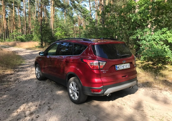 Ford Escape cena 63500 przebieg: 188000, rok produkcji 2017 z Nowa Sól małe 106